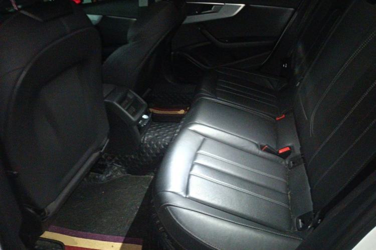 Used Audi A4L 2022 40 TFSI Fashion Dynamic Model Left Rear Seat