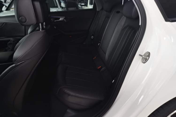Used Audi A4L 2022 45 TFSI quattro Prestige Dynamic Edition Left Rear Seat