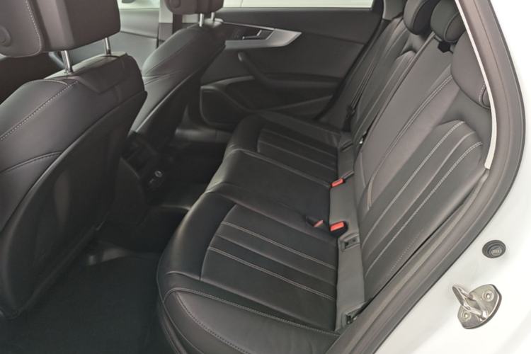 Used Audi A4L 2022 40 TFSI Fashion Dynamic Model Left Rear Seat