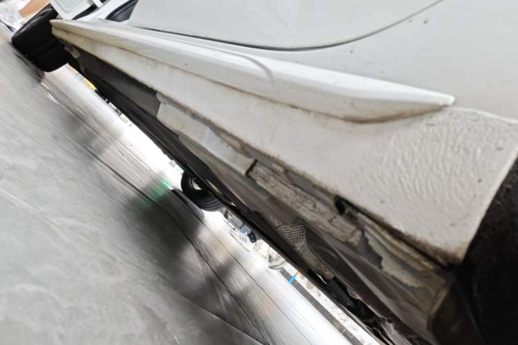 Used Audi A4L 2022 40 TFSI Fashion Dynamic Model Left Side Sill