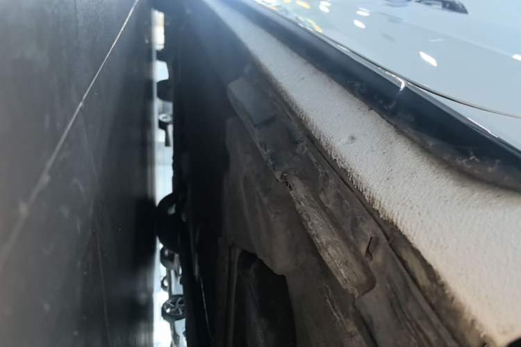 Used Audi A4L 2022 45 TFSI quattro Prestige Dynamic Edition Left Side Sill