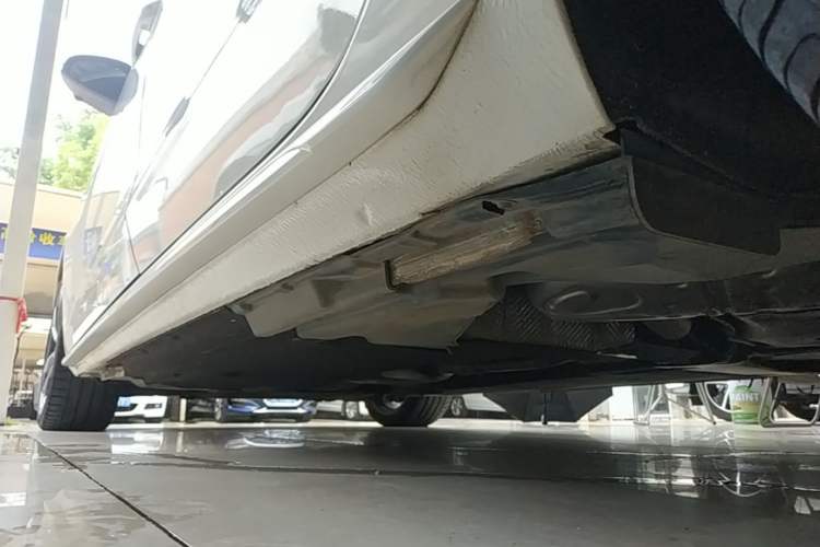 Used Audi A4L 2022 40 TFSI Fashion Dynamic Model Left Side Sill