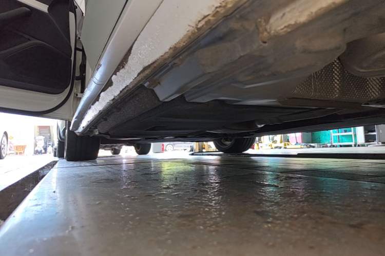 Used Audi A4L 2022 40 TFSI Fashion Dynamic Model Left Side Sill