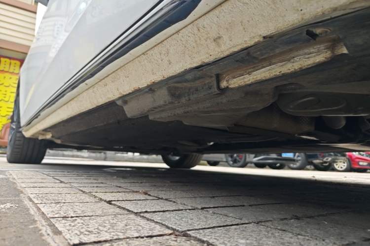 Used Audi A4L 2022 40 TFSI Luxury Prestige Edition Left Side Sill