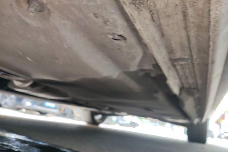Used Audi A4L 2022 40 TFSI Fashion Dynamic Model Left Side Sill