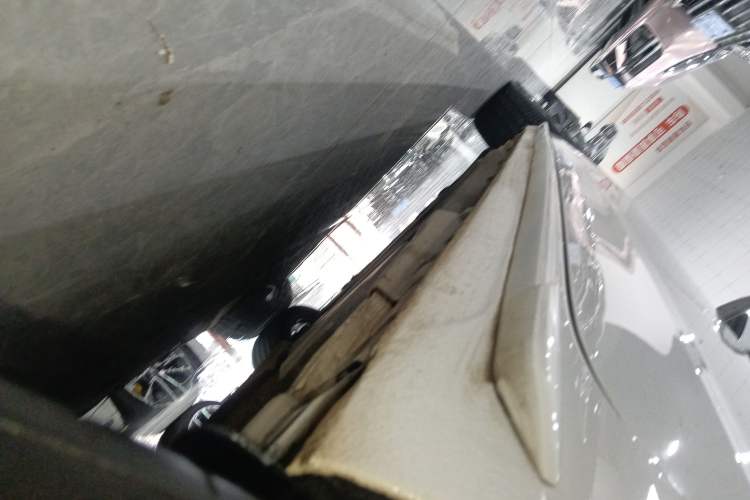 Used Audi A4L 2022 40 TFSI Fashion Dynamic Model Left Side Sill