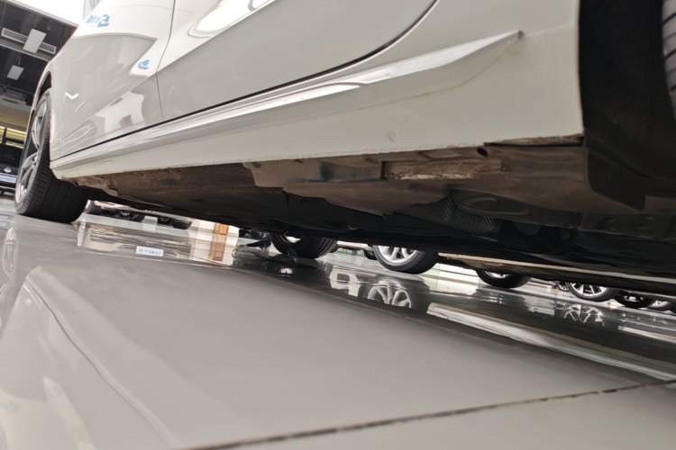 Used Audi A4L 2022 40 TFSI Fashion Dynamic Model Left Side Sill