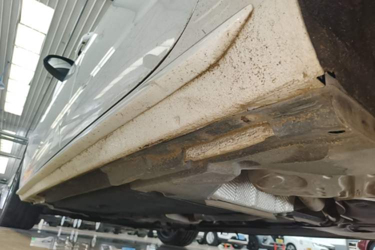 Used Audi A4L 2022 40 TFSI Fashion Dynamic Model Left Side Sill