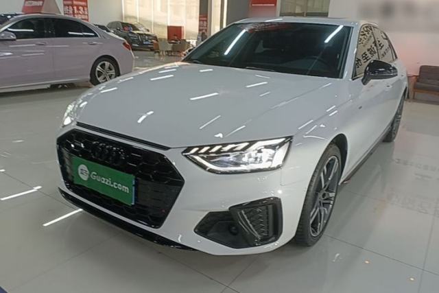 Used Audi A4L 2022 40 TFSI Luxury Dynamic Model
