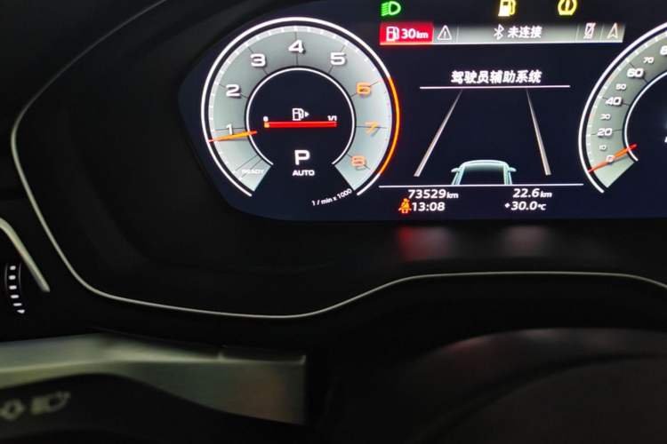 Used Audi A4L 2022 40 TFSI Luxury Dynamic Model Odometer Close Up