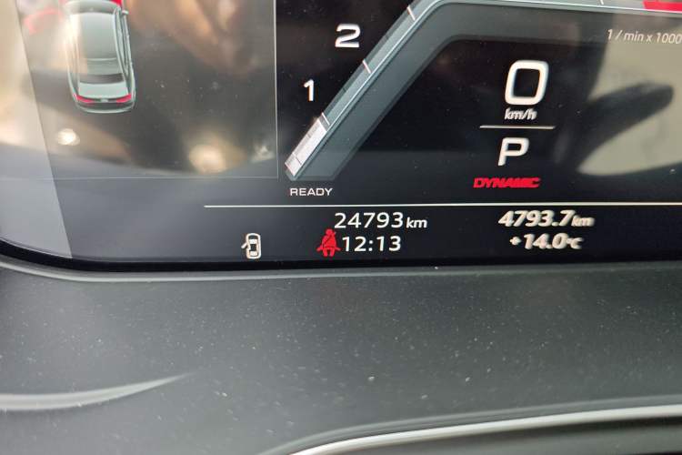 Used Audi A4L 2022 45 TFSI quattro Prestige Dynamic Edition Odometer Close Up