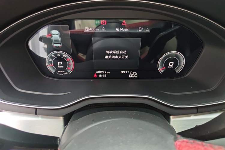 Used Audi A4L 2022 40 TFSI Luxury Dynamic Model Odometer Close Up