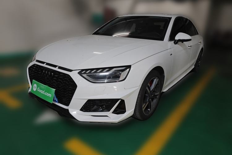 Used Audi A4L 2022 40 TFSI Stylish and Elegant Edition Guazi used car, China used car export, Used car for sale, Used cars, Cheapest cars for sale
