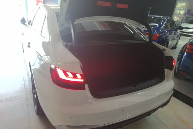 Used Audi A4L 2022 40 TFSI Fashion Dynamic Model Rear Left 45 Deg