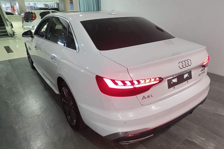 Used Audi A4L 2022 40 TFSI Fashion Dynamic Model Rear Left 45 Deg
