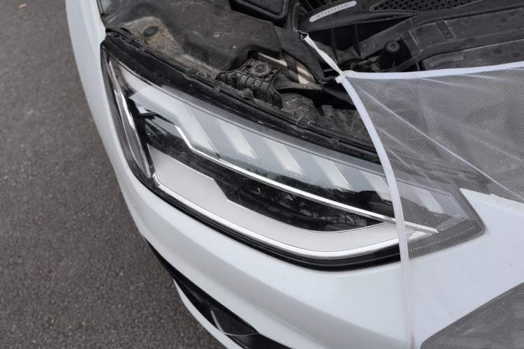 Used Audi A4L 2022 40 TFSI Luxury Dynamic Model Right Front Headlight