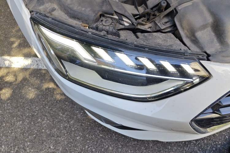 Used Audi A4L 2022 40 TFSI Luxury Dynamic Model Right Front Headlight