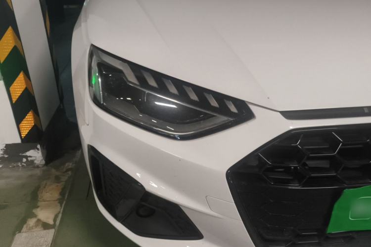 Used Audi A4L 2022 40 TFSI Luxury Dynamic Model Right Front Headlight