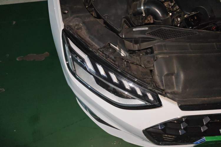 Used Audi A4L 2022 40 TFSI Fashion Dynamic Model Right Front Headlight