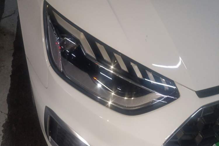 Used Audi A4L 2022 40 TFSI Fashion Dynamic Model Right Front Headlight