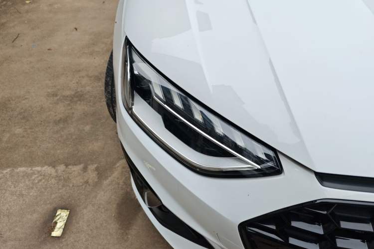 Used Audi A4L 2022 40 TFSI Luxury Dynamic Model Right Front Headlight