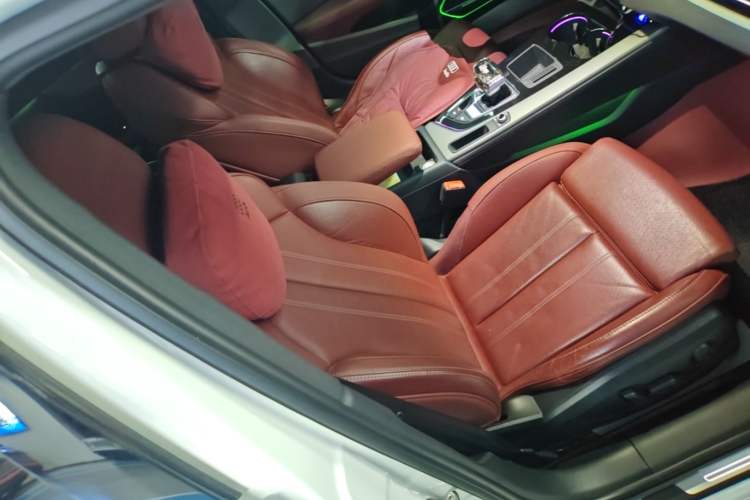 Used Audi A4L 2022 40 TFSI Luxury Dynamic Model Right Front Seat