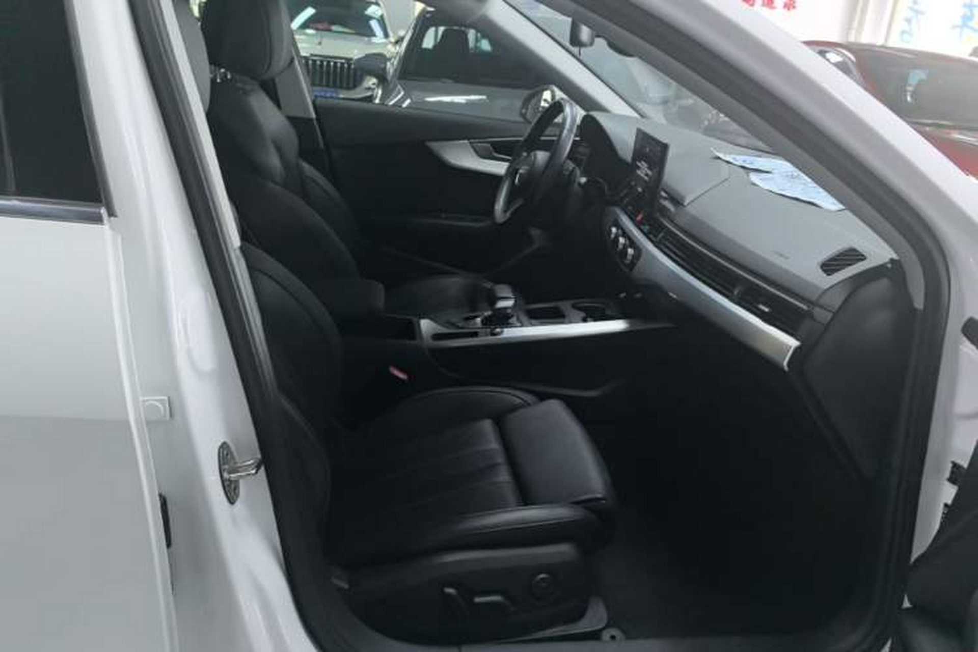 Used Audi A4L 2022 40 TFSI Fashion Dynamic Model Right Front Seat