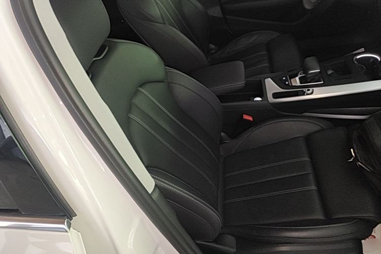 Used Audi A4L 2022 40 TFSI Fashion Dynamic Model Right Front Seat