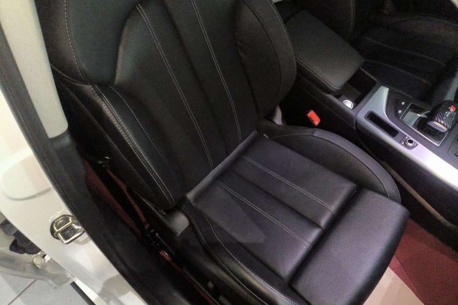 Used Audi A4L 2022 40 TFSI Luxury Dynamic Model Right Front Seat
