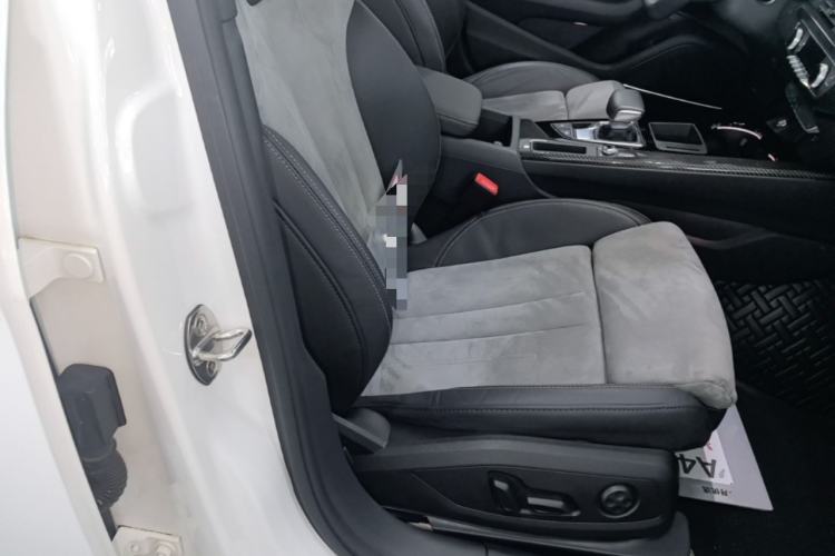 Used Audi A4L 2022 45 TFSI quattro Prestige Dynamic Edition Right Front Seat