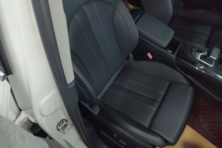 Used Audi A4L 2022 40 TFSI Fashion Dynamic Model Right Front Seat