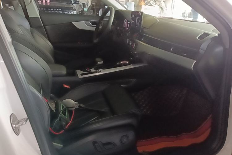 Used Audi A4L 2022 40 TFSI Fashion Dynamic Model Right Front Seat