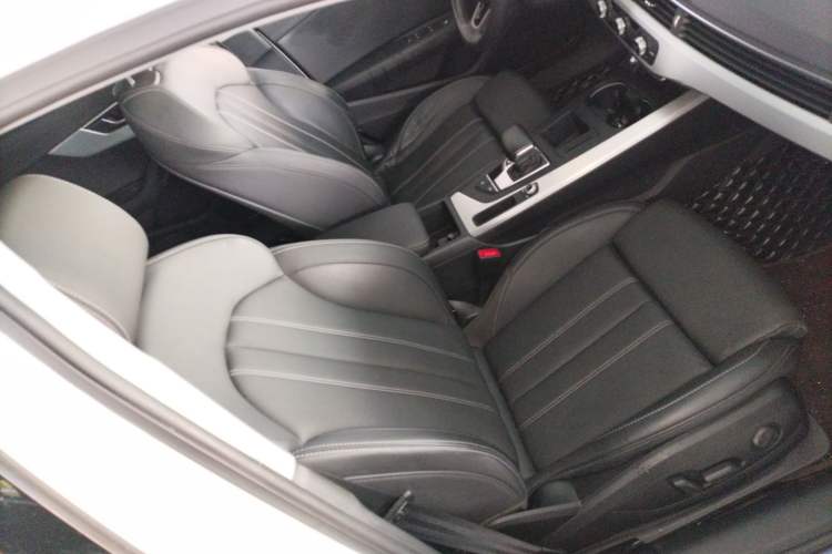 Used Audi A4L 2022 40 TFSI Fashion Dynamic Model Right Front Seat