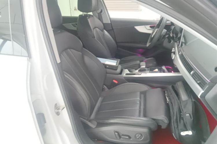 Used Audi A4L 2022 40 TFSI Fashion Dynamic Model Right Front Seat