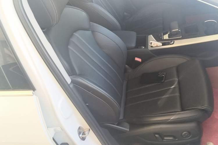 Used Audi A4L 2022 40 TFSI Fashion Dynamic Model Right Front Seat