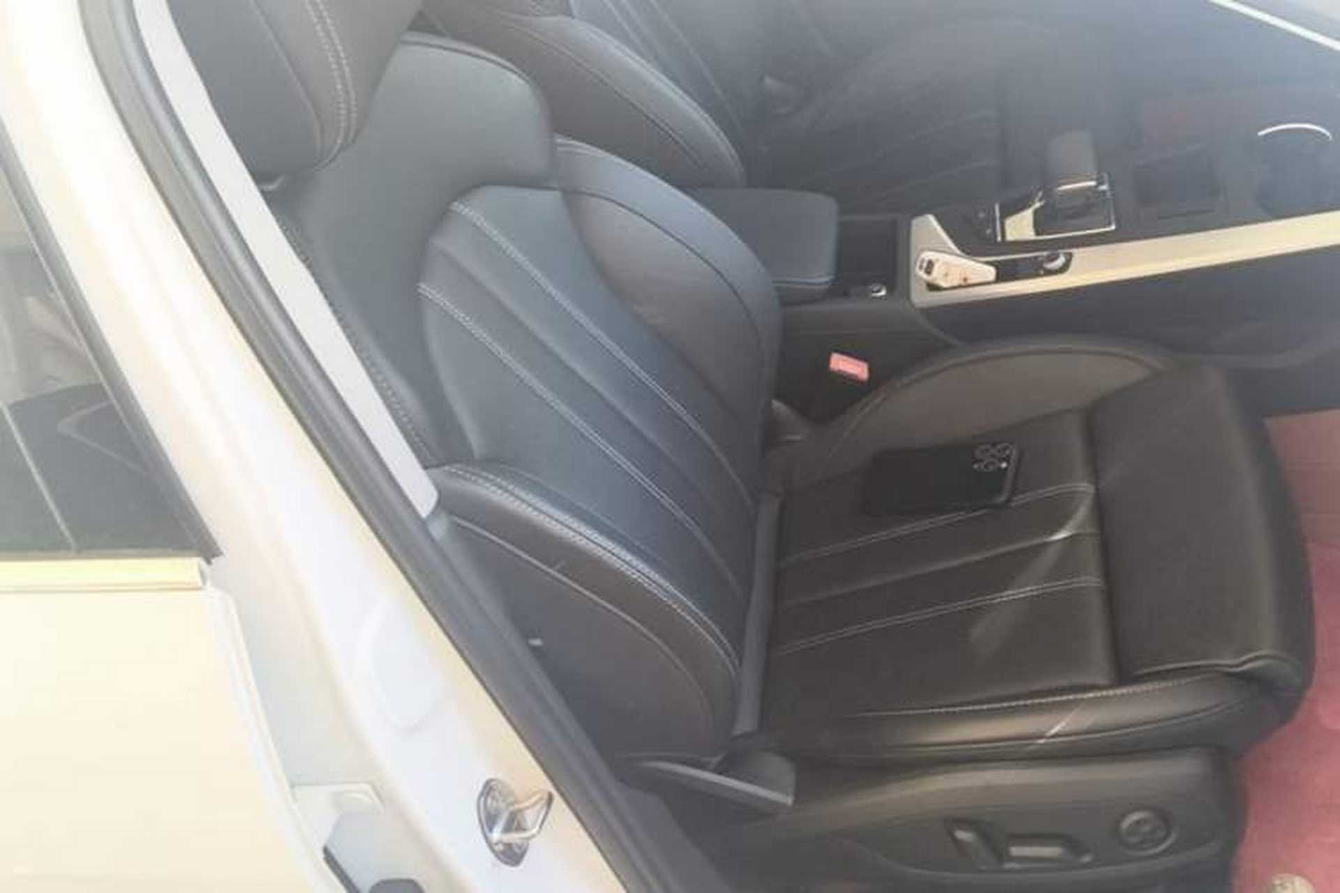 Used Audi A4L 2022 40 TFSI Fashion Dynamic Model Right Front Seat