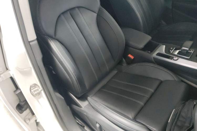 Used Audi A4L 2022 40 TFSI Fashion Dynamic Model Right Front Seat