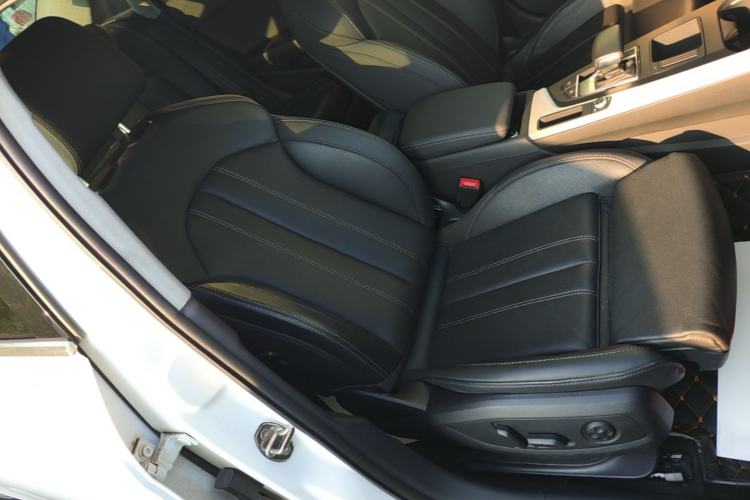 Used Audi A4L 2022 40 TFSI Fashion Dynamic Model Right Front Seat