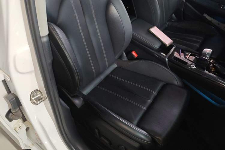 Used Audi A4L 2022 40 TFSI Luxury Dynamic Model Right Front Seat
