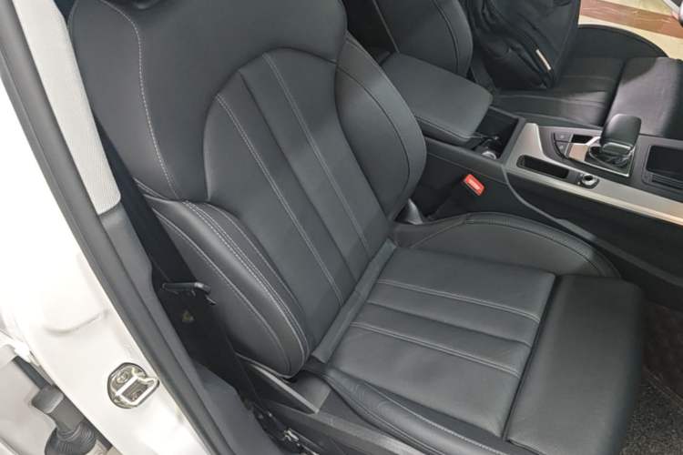 Used Audi A4L 2022 40 TFSI Fashion Dynamic Model Right Front Seat