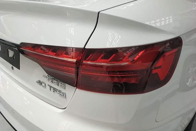 Used Audi A4L 2022 40 TFSI Luxury Dynamic Model Right Rear Taillight