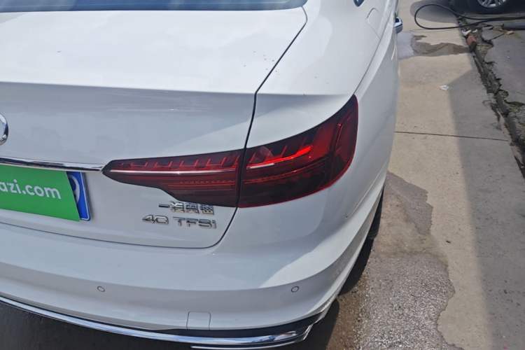 Used Audi A4L 2022 40 TFSI Luxury Prestige Edition Right Rear Taillight