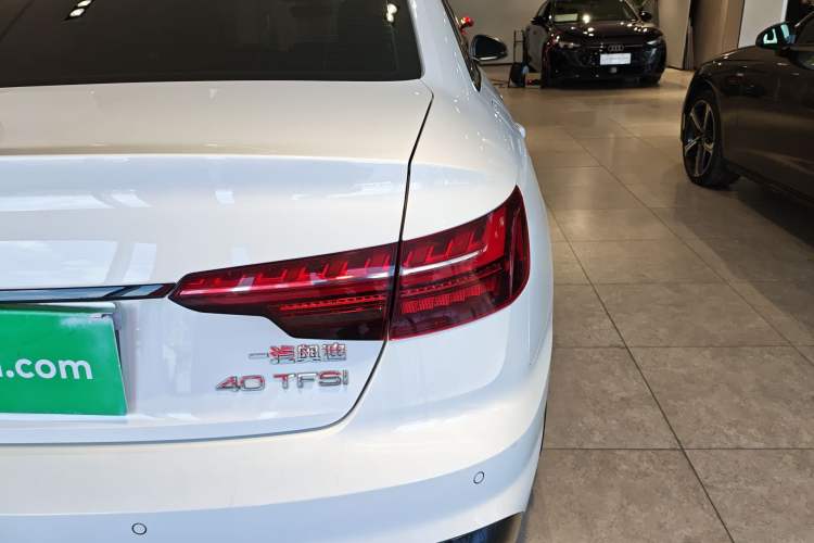 Used Audi A4L 2022 40 TFSI Luxury Dynamic Model Right Rear Taillight