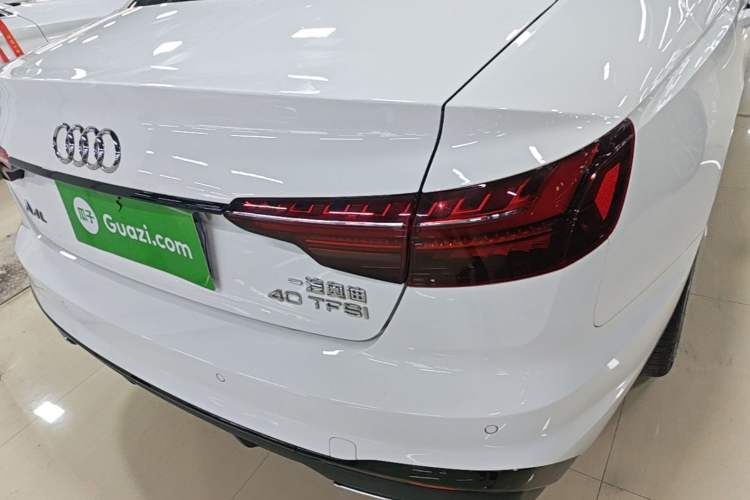 Used Audi A4L 2022 40 TFSI Luxury Dynamic Model Right Rear Taillight