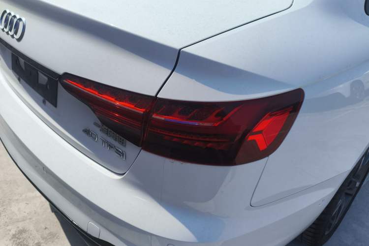Used Audi A4L 2022 40 TFSI Luxury Dynamic Model Right Rear Taillight