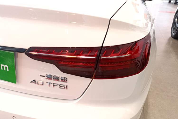 Used Audi A4L 2022 40 TFSI Luxury Dynamic Model Right Rear Taillight