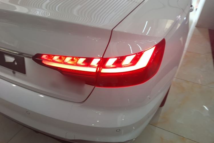 Used Audi A4L 2022 40 TFSI Fashion Dynamic Model Right Rear Taillight