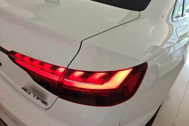 Used Audi A4L 2022 40 TFSI Luxury Dynamic Model Right Rear Taillight