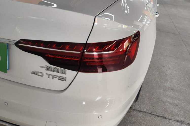 Used Audi A4L 2022 40 TFSI Luxury Prestige Edition Right Rear Taillight