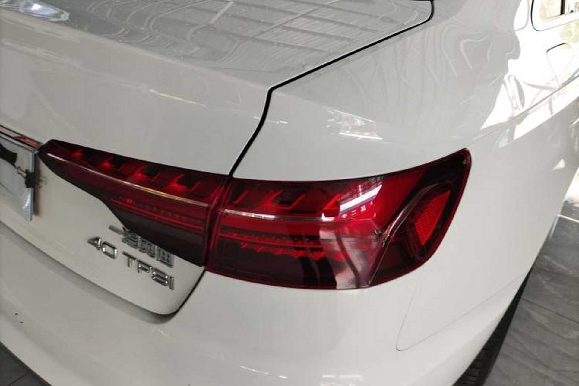Used Audi A4L 2022 40 TFSI Fashion Dynamic Model Right Rear Taillight
